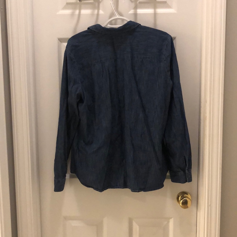 Loft Button Down - Picture 2 of 3